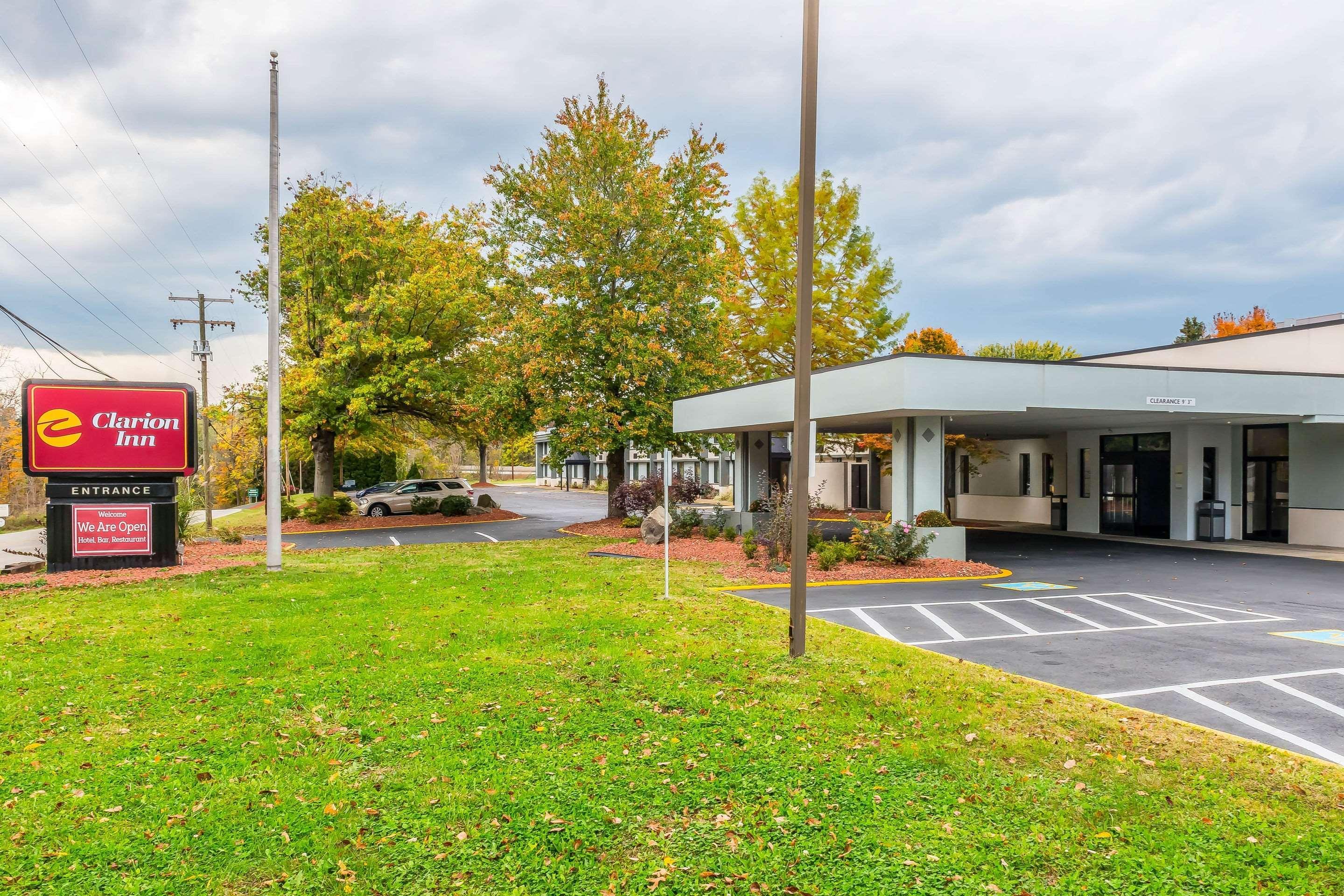 Clarion Inn Belle Vernon Exterior photo